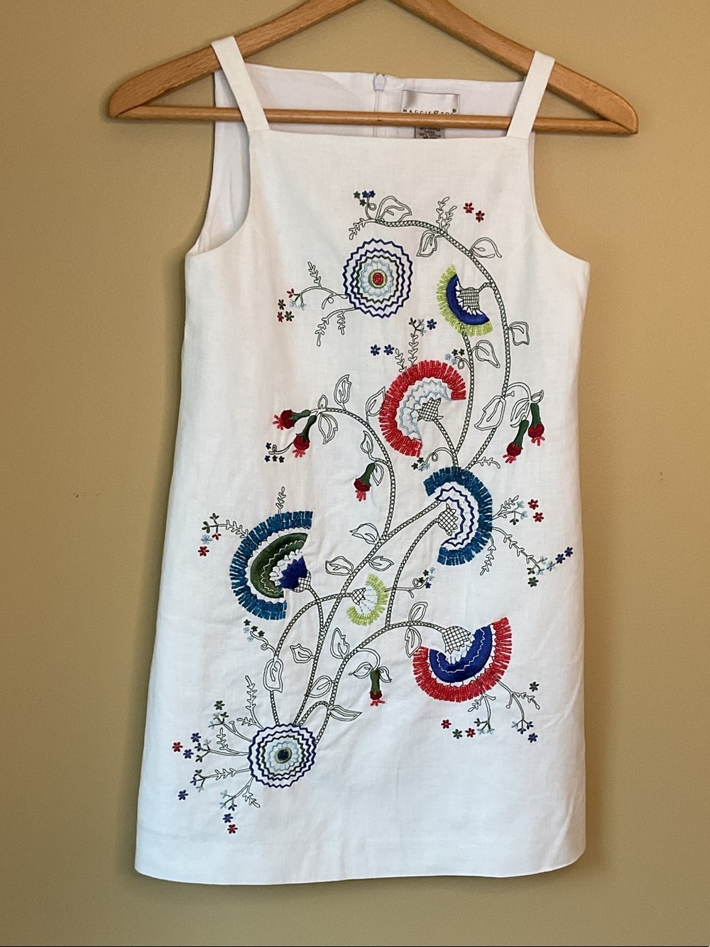 Maggie & Zoe White Linen Dress with Multicolor Floral Embroidery Size 10/12